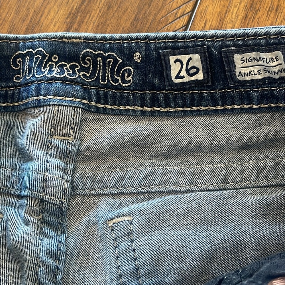 Miss Me Boho Embroidered Jeans JP7762AK blue ankle skinny denim  jeans 26 - Picture 3 of 11